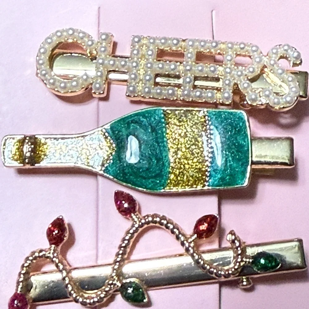 Packed Party Festive Holiday Christmas Hair Clips - NEW!!!